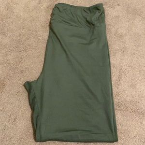 LuLaRoe Leggings TC, Olive Green